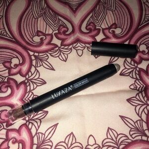 Luxaza color magic eyeshadow pencil